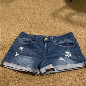 NEVER WORN !!! AMERICAN HERITAGE SHORTS !